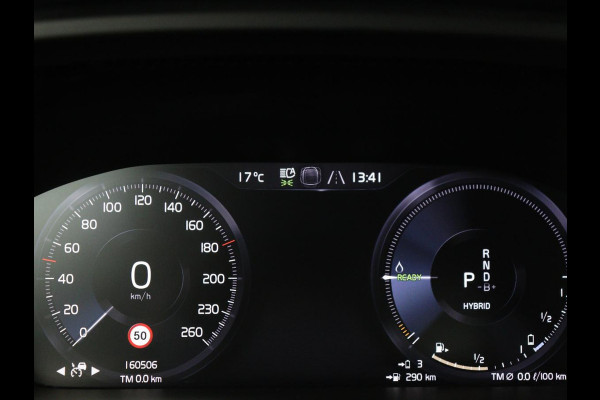 Volvo XC40 1.5 T4 Recharge R Design Expression | Leder | Trekhaak | Stoel & Stuurverwarming | Adaptive cruise | Carplay | Camera | Navigatie | Keyless | PHEV | Plug In