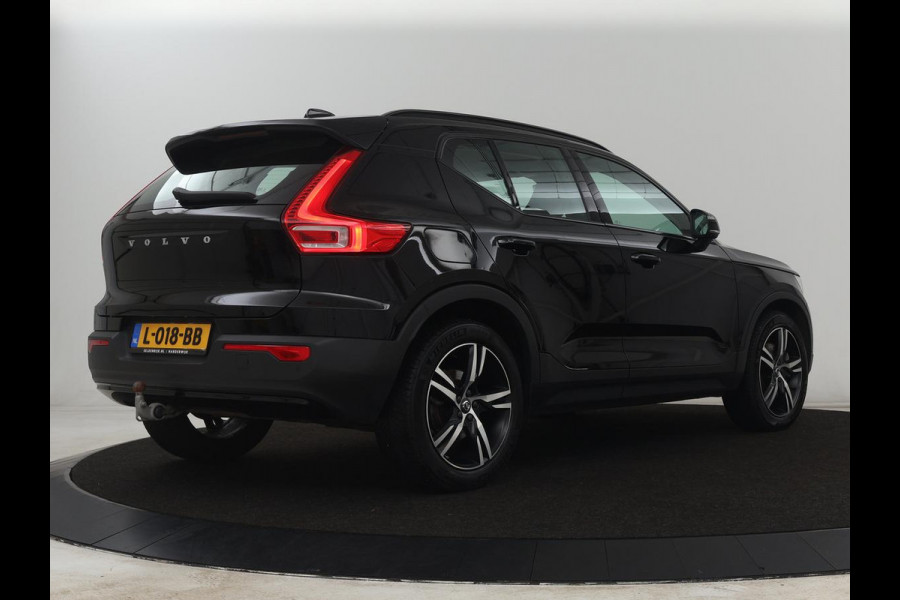 Volvo XC40 1.5 T4 Recharge R Design Expression | Leder | Trekhaak | Stoel & Stuurverwarming | Adaptive cruise | Carplay | Camera | Navigatie | Keyless | PHEV | Plug In