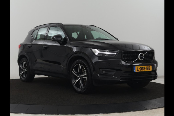 Volvo XC40 1.5 T4 Recharge R Design Expression | Leder | Trekhaak | Stoel & Stuurverwarming | Adaptive cruise | Carplay | Camera | Navigatie | Keyless | PHEV | Plug In