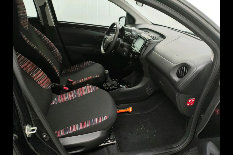 Citroën C1 1.0 VTi Feel | Airco | Navigatie | Apple Carplay/Android Auto | Achteruitrij camera | Leder | MF stuurwiel