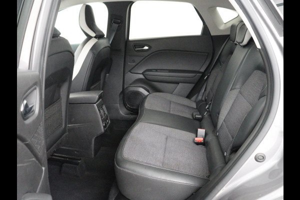 Renault Captur 1.0 TCe Intens | Stoelverwarming | Trekhaak | Carplay | Camera | Navigatie | Half leder | Full LED | Keyless | Climate control | Cruise control | Getint glas