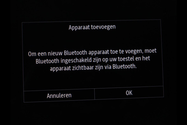 Renault Captur 1.0 TCe Intens | Stoelverwarming | Trekhaak | Carplay | Camera | Navigatie | Half leder | Full LED | Keyless | Climate control | Cruise control | Getint glas