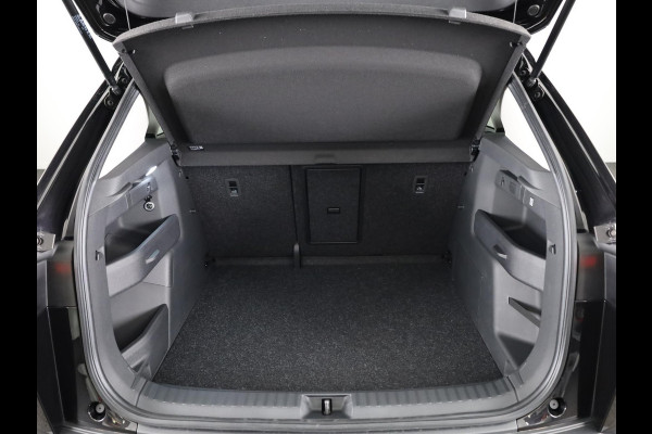 Škoda Elroq 60 Business Edition - Tour 204pk | 20 inch | Stoelverwarming | Adaptive Cruise Control | Blind Spot