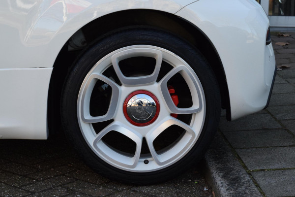 Fiat 500C 1.4 T-Jet Abarth 595 70th Anniversary