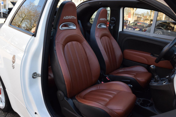 Fiat 500C 1.4 T-Jet Abarth 595 70th Anniversary