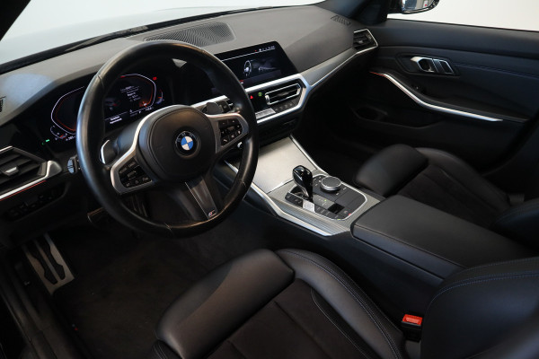 BMW 3 Serie Touring 320i M-Sport Business Edition Climate/Cruise Navi PDC NAP!