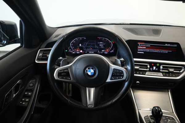 BMW 3 Serie Touring 320i M-Sport Business Edition Climate/Cruise Navi PDC NAP!