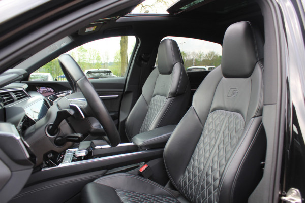Audi e-tron Sportback 55 quattro edition 95 kWh / Full option! / Panoramadak / Camera / Head-up / RS Seats / 21'' / Luchtvering / Matrix LED / B&O / ACC / Stoelverwarming