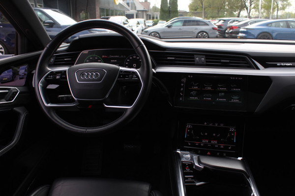 Audi e-tron Sportback 55 quattro edition 95 kWh / Full option! / Panoramadak / Camera / Head-up / RS Seats / 21'' / Luchtvering / Matrix LED / B&O / ACC / Stoelverwarming