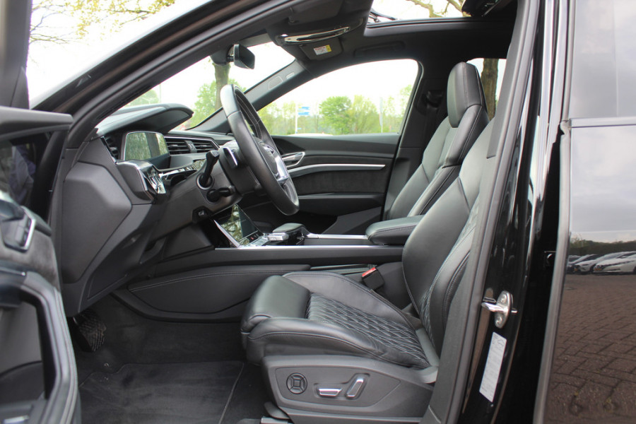 Audi e-tron Sportback 55 quattro edition 95 kWh / Full option! / Panoramadak / Camera / Head-up / RS Seats / 21'' / Luchtvering / Matrix LED / B&O / ACC / Stoelverwarming