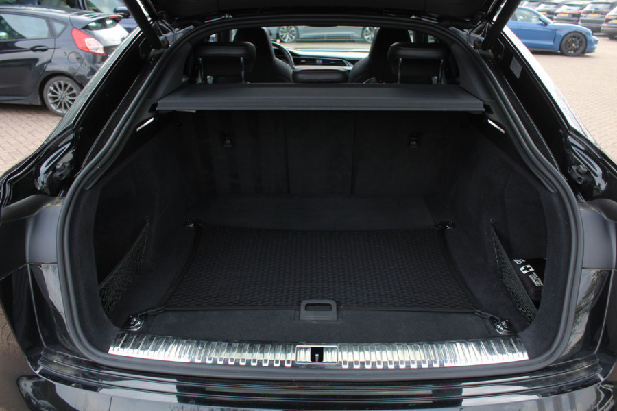 Audi e-tron Sportback 55 quattro edition 95 kWh / Full option! / Panoramadak / Camera / Head-up / RS Seats / 21'' / Luchtvering / Matrix LED / B&O / ACC / Stoelverwarming