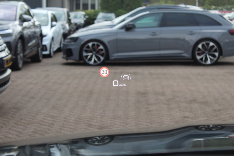 Audi e-tron Sportback 55 quattro edition 95 kWh / Full option! / Panoramadak / Camera / Head-up / RS Seats / 21'' / Luchtvering / Matrix LED / B&O / ACC / Stoelverwarming