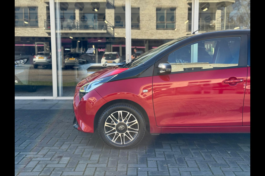 Toyota Aygo 1.0 VVT-i 72pk x-shift 5D x-clusiv | Apple CarPlay, Lichtmetalen velgen, meest luxe, Nieuw geleverd!