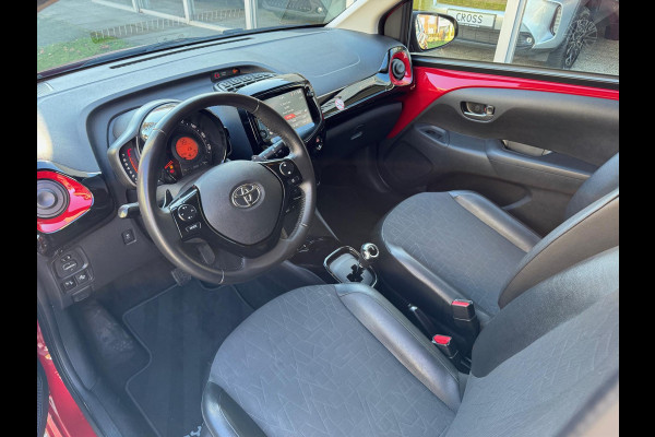 Toyota Aygo 1.0 VVT-i 72pk x-shift 5D x-clusiv | Apple CarPlay, Lichtmetalen velgen, meest luxe, Nieuw geleverd!
