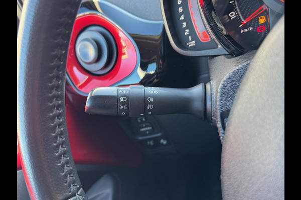 Toyota Aygo 1.0 VVT-i 72pk x-shift 5D x-clusiv | Apple CarPlay, Lichtmetalen velgen, meest luxe, Nieuw geleverd!