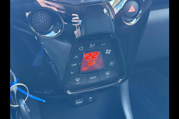 Toyota Aygo 1.0 VVT-i 72pk x-shift 5D x-clusiv | Apple CarPlay, Lichtmetalen velgen, meest luxe, Nieuw geleverd!