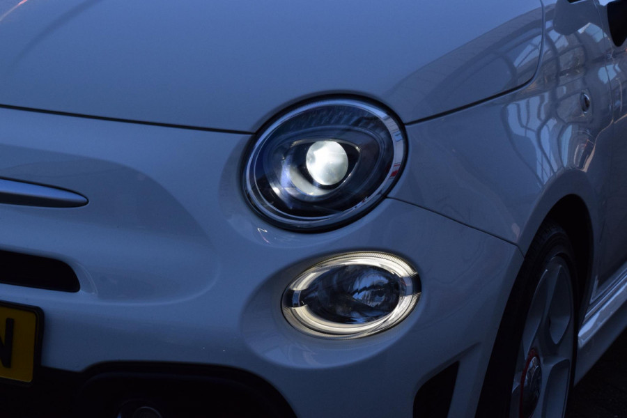 Abarth 500C 1.4 T-Jet 595 70th Anniversary