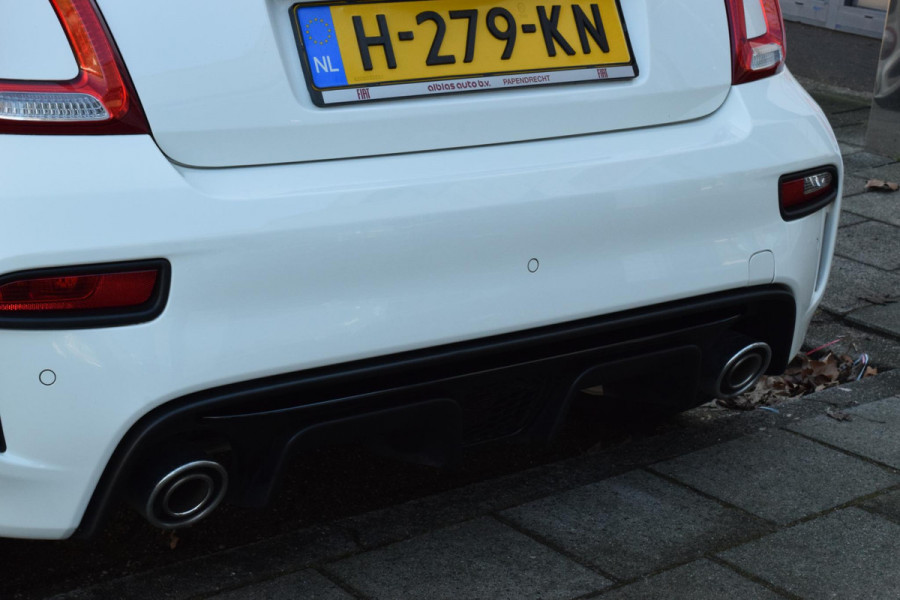 Abarth 500C 1.4 T-Jet 595 70th Anniversary