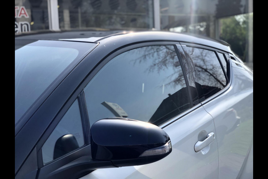 Toyota C-HR 2.0 Hybrid 184pk First Edition | JBL, Navigatie, Stoelverwarming, Apple CarPlay/Android Auto, Parkeersensoren, Blind Spot