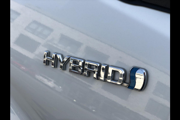 Toyota C-HR 2.0 Hybrid 184pk First Edition | JBL, Navigatie, Stoelverwarming, Apple CarPlay/Android Auto, Parkeersensoren, Blind Spot