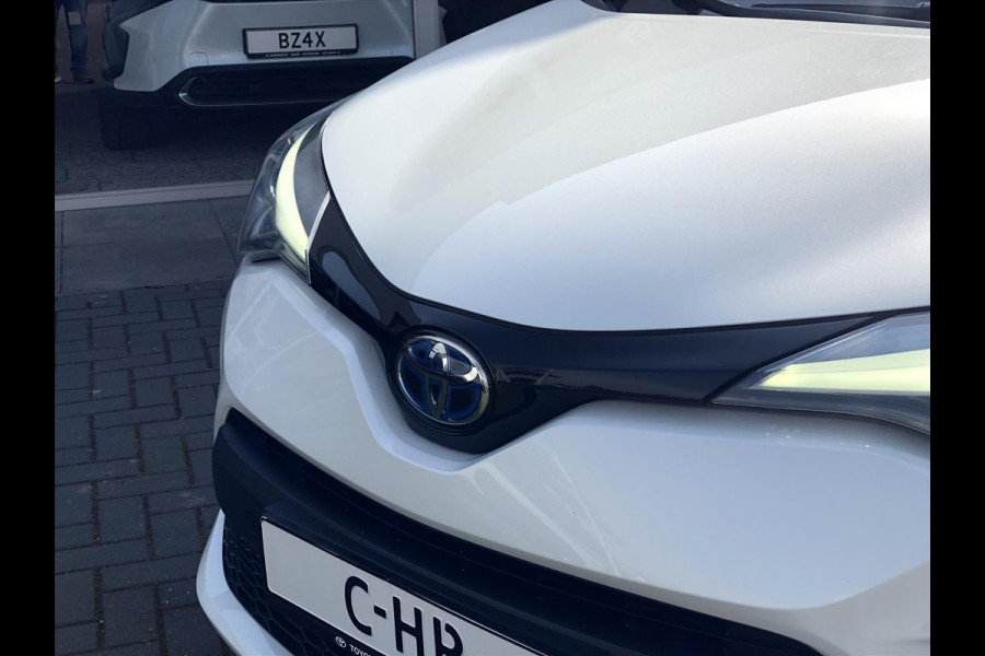 Toyota C-HR 2.0 Hybrid 184pk First Edition | JBL, Navigatie, Stoelverwarming, Apple CarPlay/Android Auto, Parkeersensoren, Blind Spot