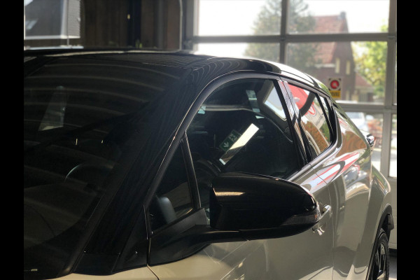Toyota C-HR 2.0 Hybrid 184pk First Edition | JBL, Navigatie, Stoelverwarming, Apple CarPlay/Android Auto, Parkeersensoren, Blind Spot