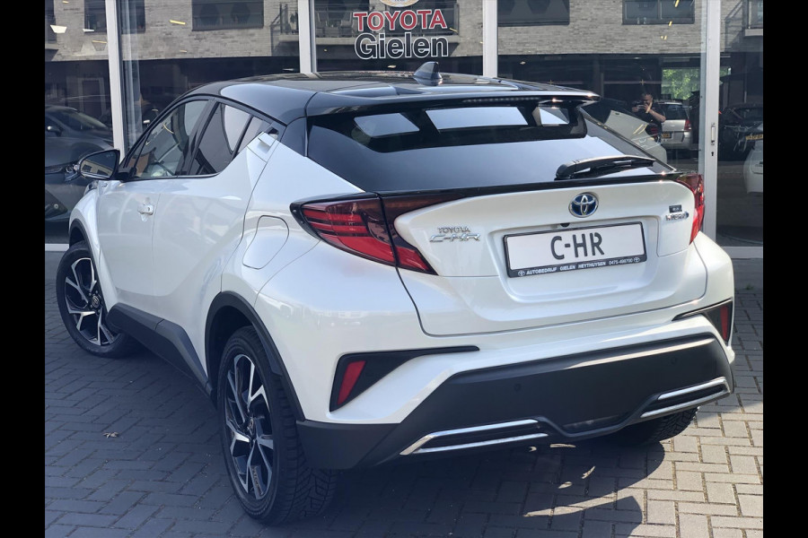 Toyota C-HR 2.0 Hybrid 184pk First Edition | JBL, Navigatie, Stoelverwarming, Apple CarPlay/Android Auto, Parkeersensoren, Blind Spot