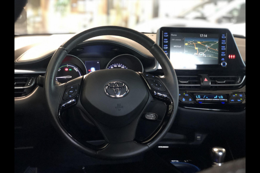 Toyota C-HR 2.0 Hybrid 184pk First Edition | JBL, Navigatie, Stoelverwarming, Apple CarPlay/Android Auto, Parkeersensoren, Blind Spot