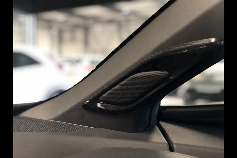 Toyota C-HR 2.0 Hybrid 184pk First Edition | JBL, Navigatie, Stoelverwarming, Apple CarPlay/Android Auto, Parkeersensoren, Blind Spot