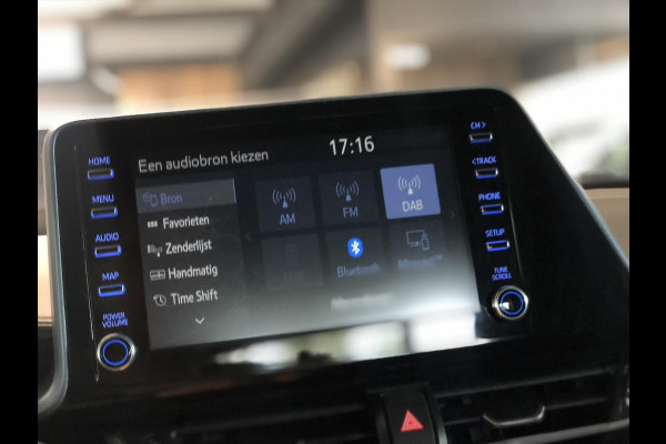 Toyota C-HR 2.0 Hybrid 184pk First Edition | JBL, Navigatie, Stoelverwarming, Apple CarPlay/Android Auto, Parkeersensoren, Blind Spot