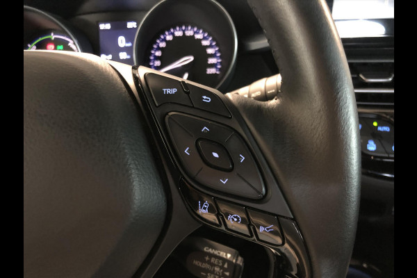 Toyota C-HR 2.0 Hybrid 184pk First Edition | JBL, Navigatie, Stoelverwarming, Apple CarPlay/Android Auto, Parkeersensoren, Blind Spot