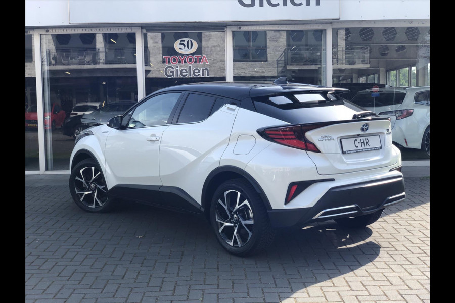 Toyota C-HR 2.0 Hybrid 184pk First Edition | JBL, Navigatie, Stoelverwarming, Apple CarPlay/Android Auto, Parkeersensoren, Blind Spot