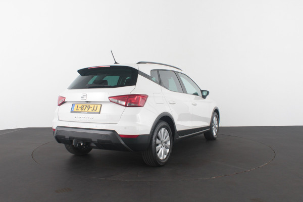 Seat Arona 1.0 TSI Style Business Intense > Trekhaak/Camera/ACC/Candy White...