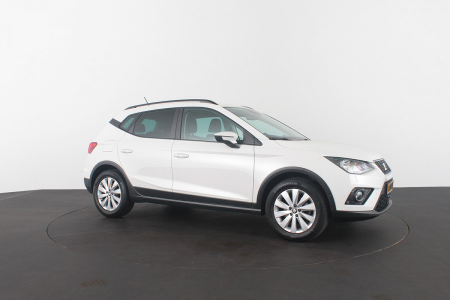 Seat Arona 1.0 TSI Style Business Intense > Trekhaak/Camera/ACC/Candy White...