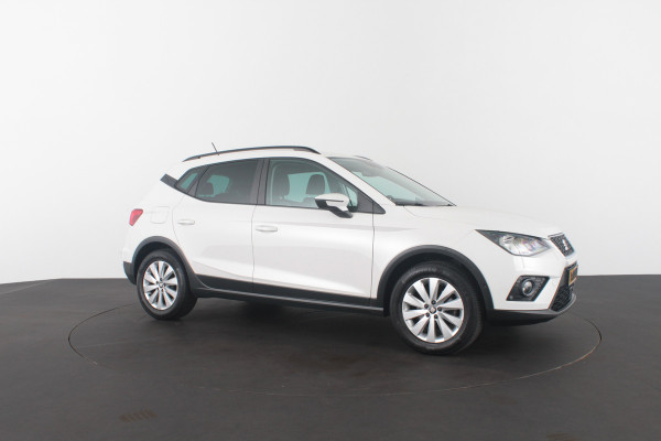Seat Arona 1.0 TSI Style Business Intense > Trekhaak/Camera/ACC/Candy White...