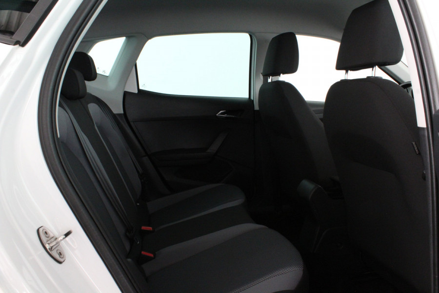 Seat Arona 1.0 TSI Style Business Intense > Trekhaak/Camera/ACC/Candy White...