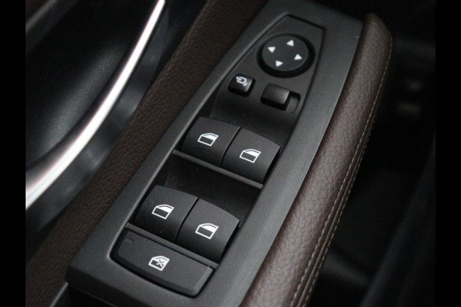 BMW 2 Serie Gran Tourer 220i Business Edition Plus | Luxury Line | Leder | Head-Up | Stoelverwarming | Trekhaak | Camera | Carplay | Full LED | Keyless | Navigatie | Cruise control | Bluetooth