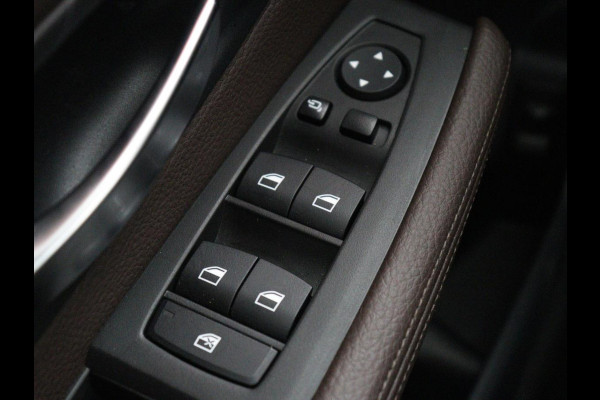 BMW 2 Serie Gran Tourer 220i Business Edition Plus | Luxury Line | Leder | Head-Up | Stoelverwarming | Trekhaak | Camera | Carplay | Full LED | Keyless | Navigatie | Cruise control | Bluetooth
