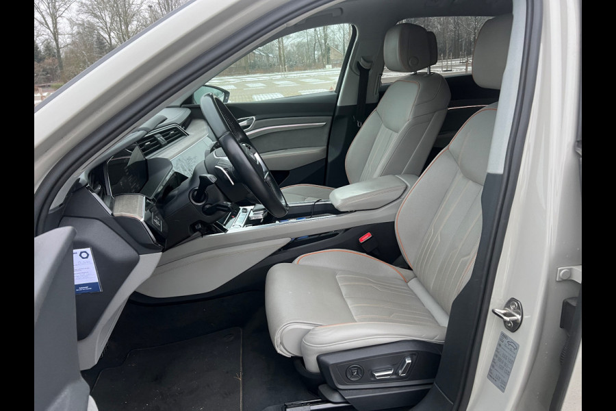 Audi e-tron e-tron 55 quattro advanced Pro Line Plus 95 kWh | Panoramadak | Bang & Olufsen | Stoelkoeling | Stoelverwarming | Massage | Head-Up Display | 360 Camera | Matrix LED | Luchtvering | Memory Seats | Elektrisch Verstelbare Stoelen