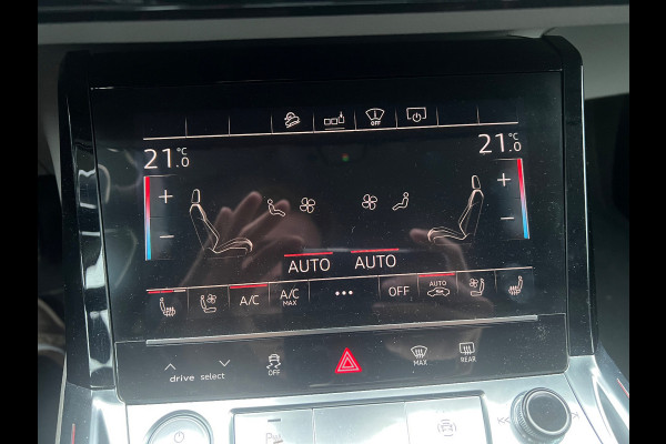 Audi e-tron e-tron 55 quattro advanced Pro Line Plus 95 kWh | Panoramadak | Bang & Olufsen | Stoelkoeling | Stoelverwarming | Massage | Head-Up Display | 360 Camera | Matrix LED | Luchtvering | Memory Seats | Elektrisch Verstelbare Stoelen
