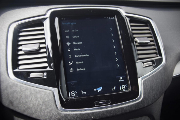 Volvo XC90 2.0 T5 AWD R-Design Scandinavian Line/Extra getinte ruiten