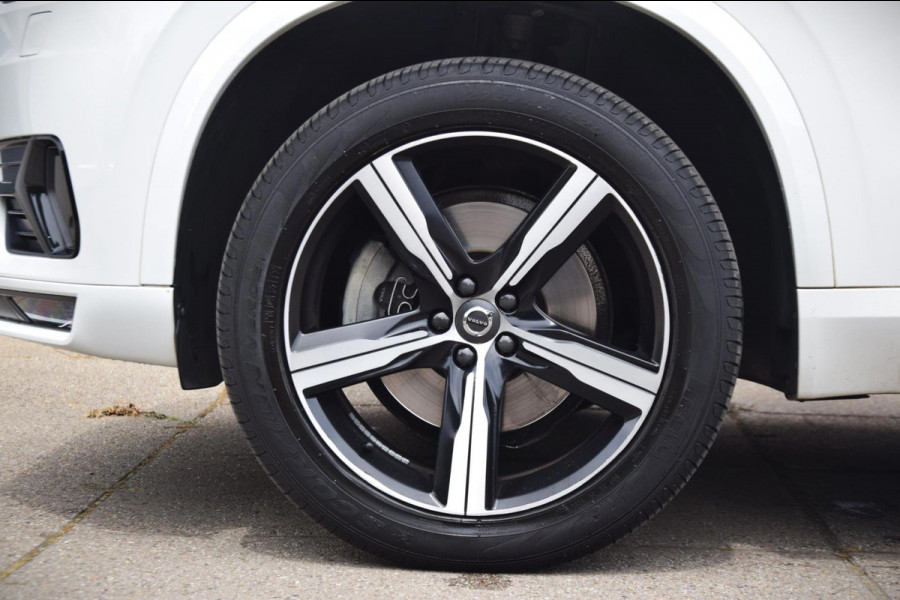 Volvo XC90 2.0 T5 AWD R-Design Scandinavian Line/Extra getinte ruiten