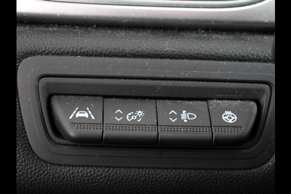 Renault Captur 1.3 TCe 140 pk Automaat Techno | Navigatie | Apple Carplay/Android Auto | Climate Control | Camera | Trekhaak | Led  | Lichtmetalen velgen