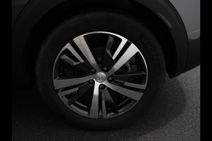 Peugeot 3008 1.6 Hybrid 225PK Allure Pack Navigatie Apple Carplay/Android Auto Camera Parkeersensoren Adaptive Cruise Control Dodehoek assistent Stoelverwarming Climate Control Virtual Cockpit  Lichtmetalen velgen