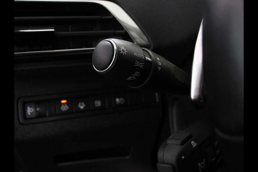 Peugeot 3008 1.6 Hybrid 225PK Allure Pack Navigatie Apple Carplay/Android Auto Camera Parkeersensoren Adaptive Cruise Control Dodehoek assistent Stoelverwarming Climate Control Virtual Cockpit  Lichtmetalen velgen