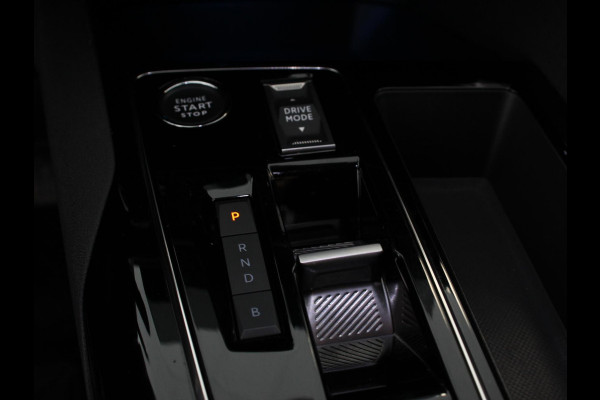 Peugeot 3008 1.6 HYbrid 225 Allure Pack Navigatie Apple Carplay/Android Auto Camera Parkeersensoren Adaptive Cruise Control Dodehoek assistent Stoelverwarming Climate Control Virtual Cockpit  Lichtmetalen velgen