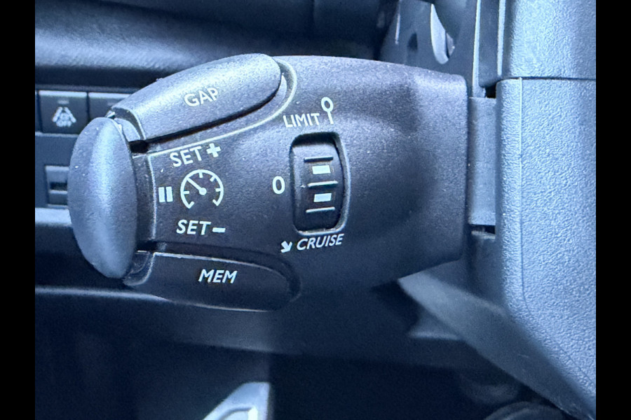 Citroën C5 Aircross 225pk Plug-in Hybrid Shine (Leder - Stoelverwarming - Adaptieve Cruise Controle - 19"- LED - Camera - Keyless Entry)