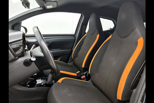 Toyota Aygo 1.0 VVT-i x-JBL (NL-auto, NAP, Goed OnderH, Carplay/ Android, Camera, Cruise Con, Climate Con, Etc)