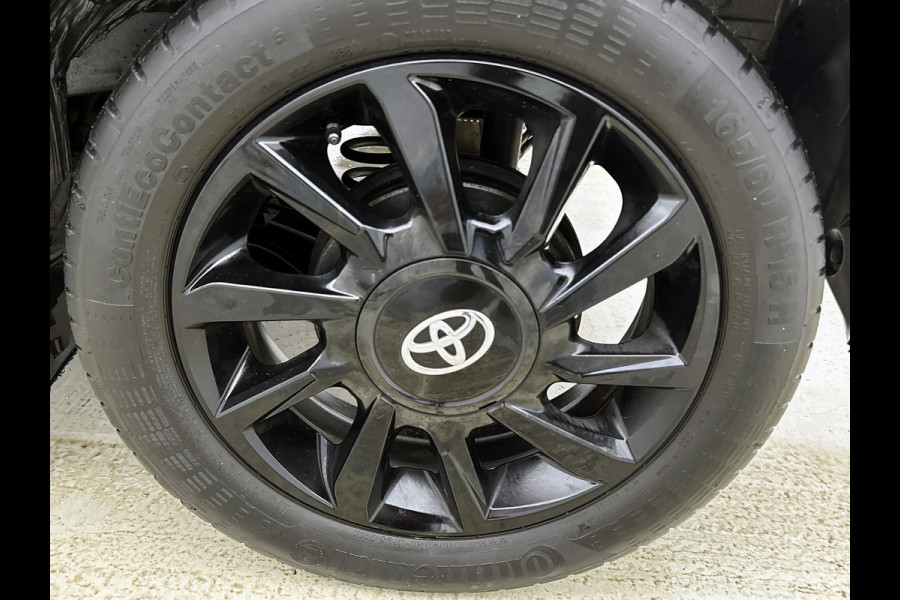 Toyota Aygo 1.0 VVT-i x-JBL (NL-auto, NAP, Goed OnderH, Carplay/ Android, Camera, Cruise Con, Climate Con, Etc)