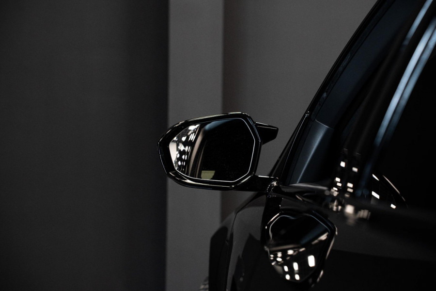 BMW 5 Serie Touring M5 *Bowers & Wilkins / Carbon-interieur / Stoelventilatie / Panorama / Memory / Keyless / Surround-View*